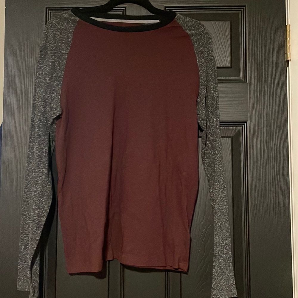 Men’s Old Navy Long Sleeve Shirt